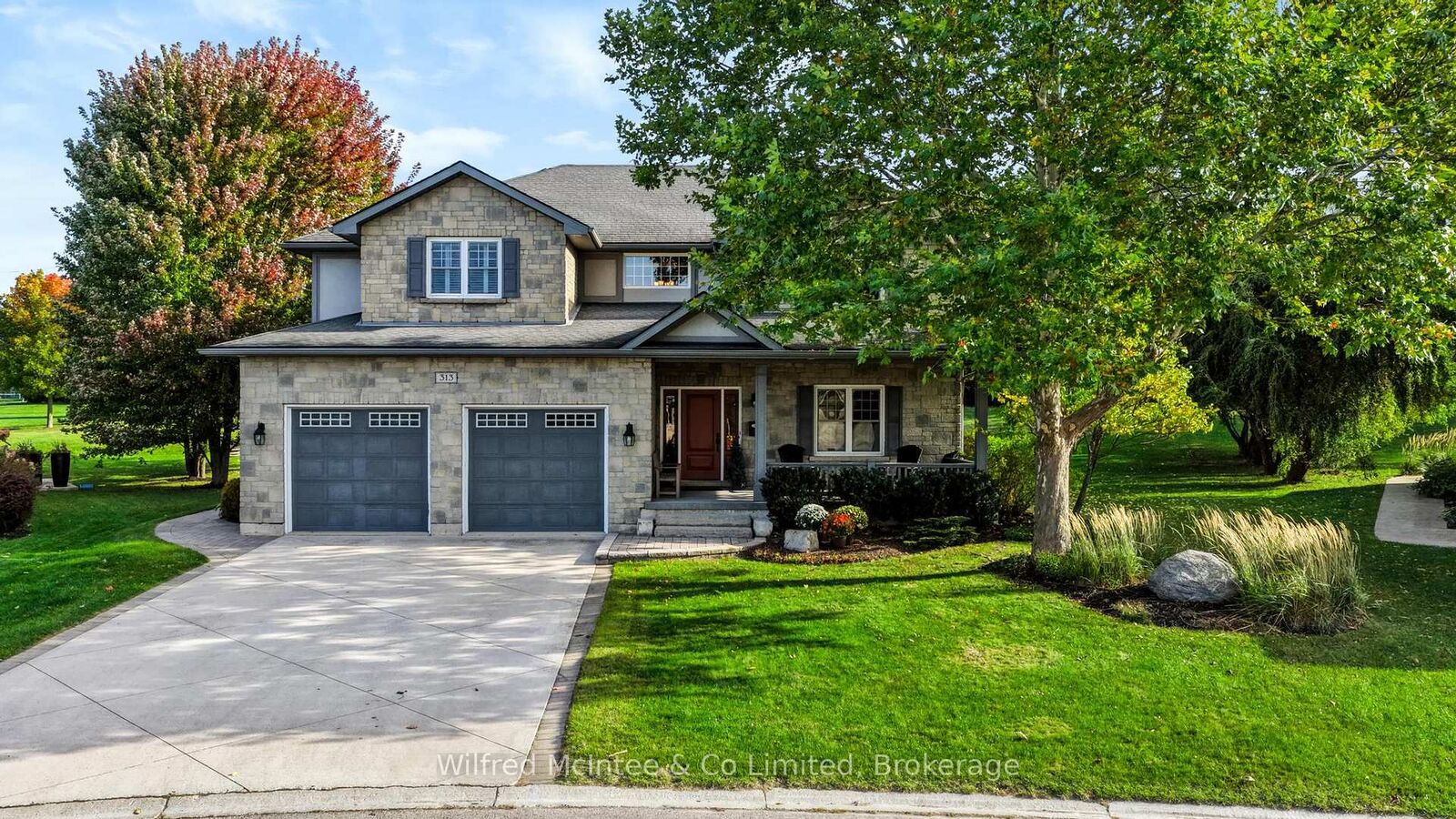 Property Photo:  313 Westwood Drive  ON N0G 2V0 