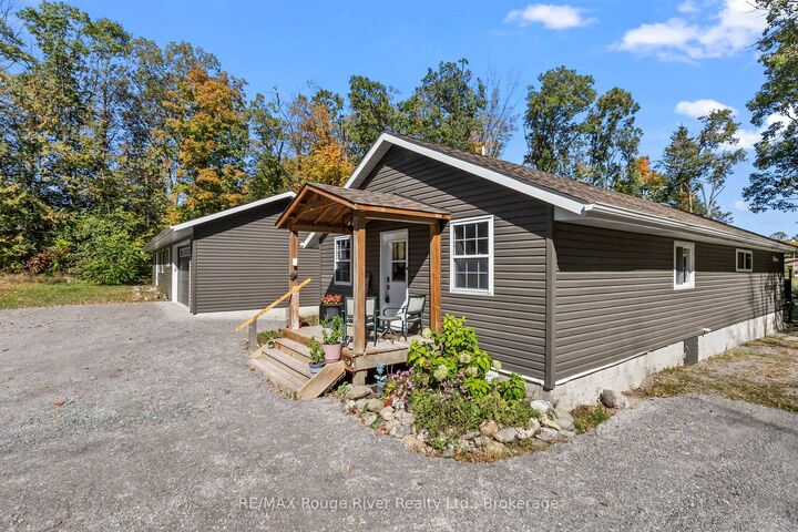 Property Photo:  472 Canal Road  ON K0L 1L0 