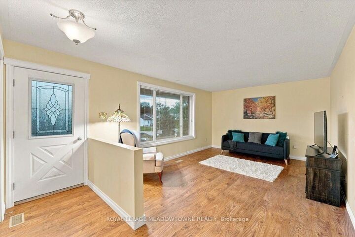 Property Photo:  137 Orchard Drive  ON N0H 2P0 