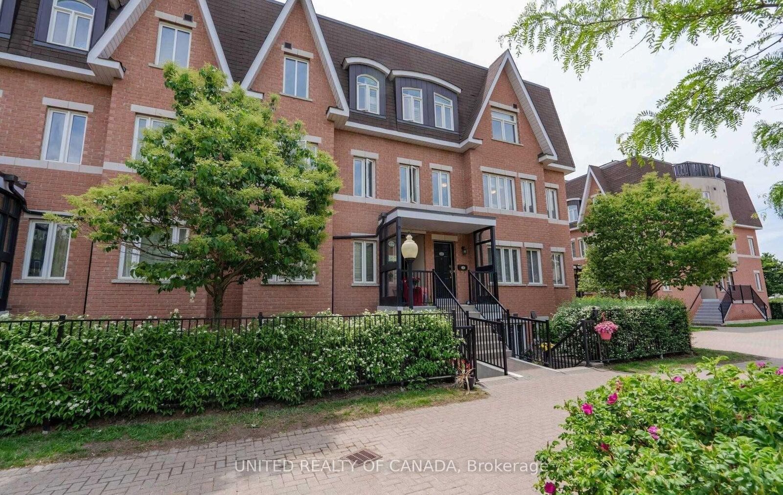 Property Photo:  312 John Street 330  ON L3T 0A7 