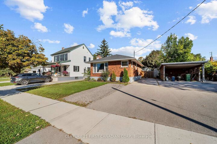 Property Photo:  180 Forest Avenue  ON N5R 2K9 