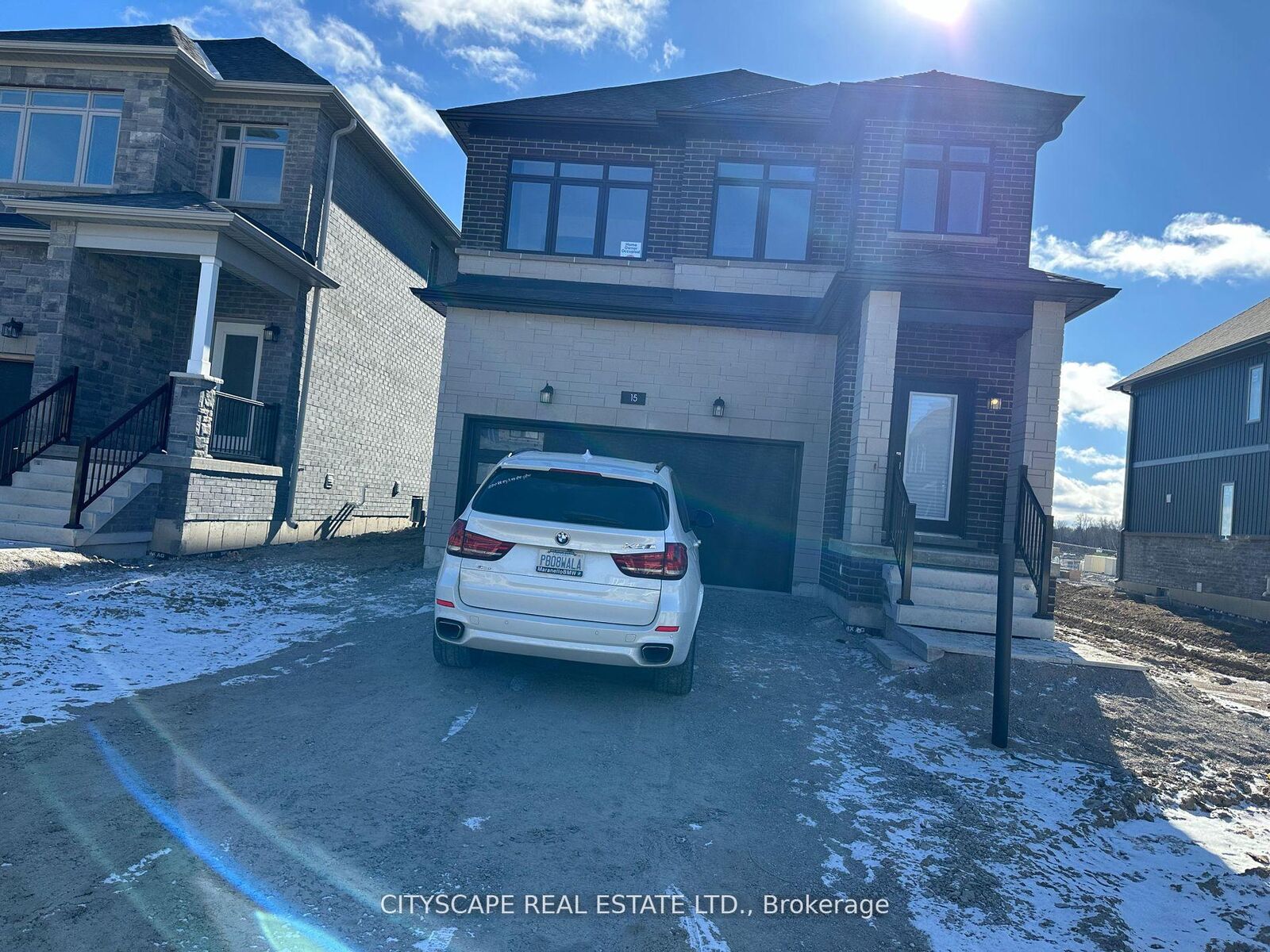 Property Photo: 15 Barnyard Trail ON L9J 0Y1