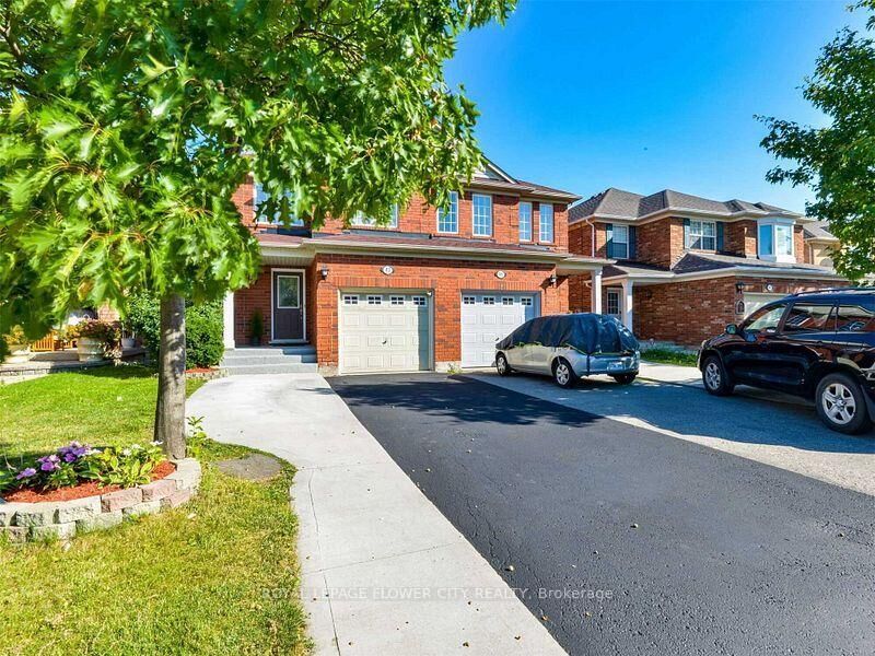 Property Photo: 43 Garibaldi Drive ON L6X 4Y7
