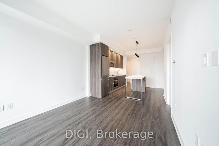 Property Photo:  8 Gloucester Street 3004  ON M4Y 0H8 