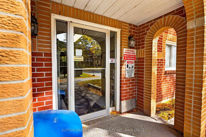 Property Photo:  573 Armstrong Road 101  ON K7M 8J8 