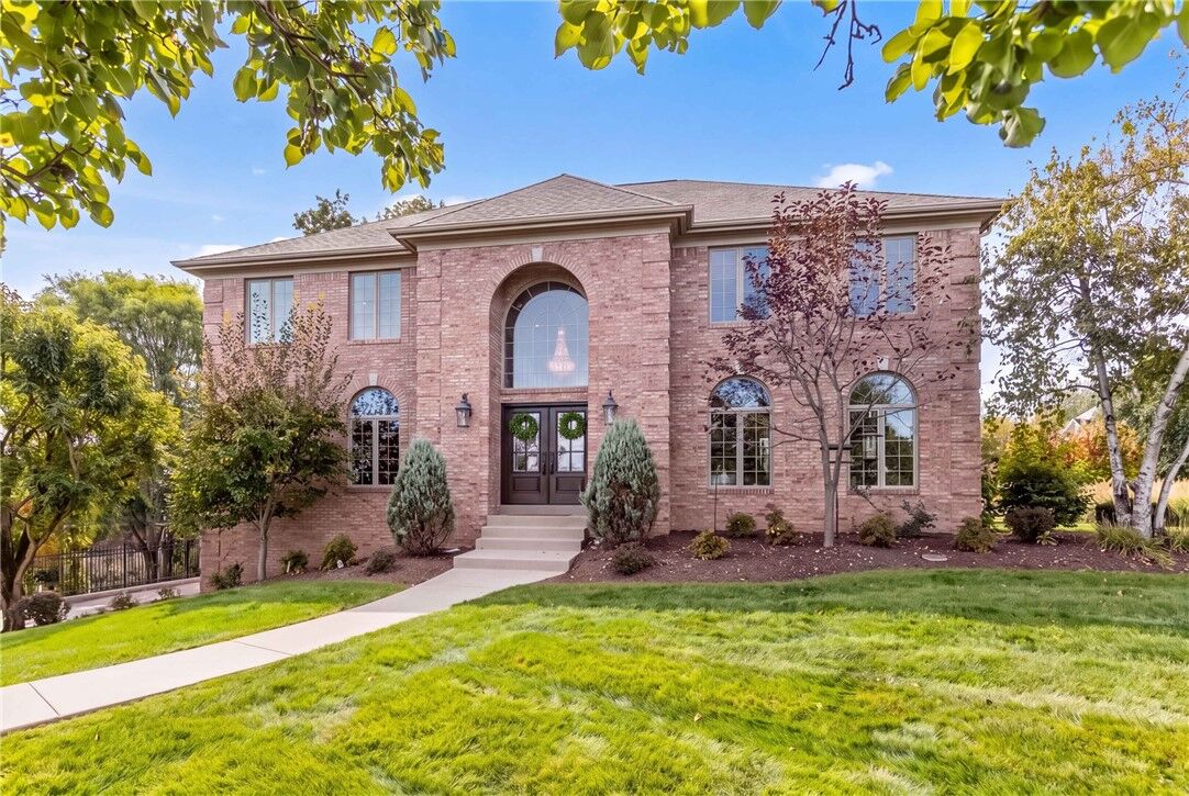 Property Photo:  100 Teaberry Ln  PA 15367 