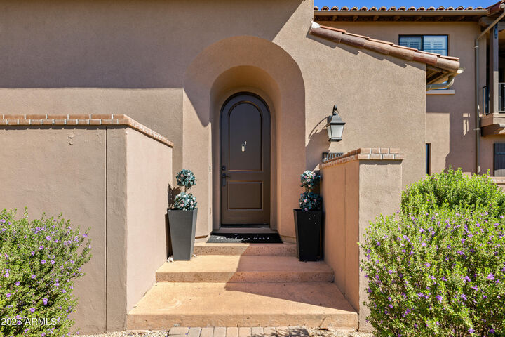 Property Photo: 20704 N 90th Place 1010 AZ 85255