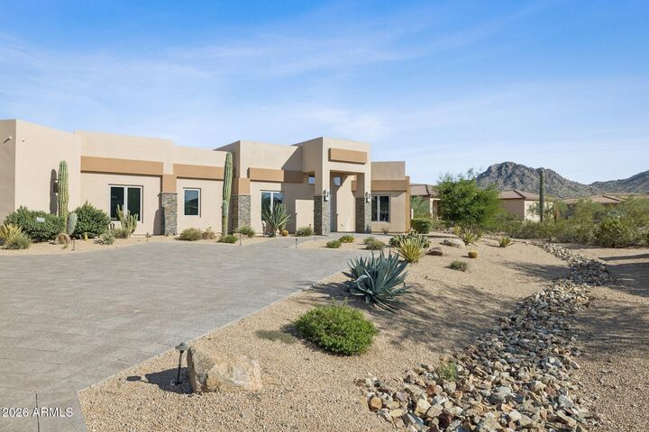 Property Photo:  8827 S Santa Elizabeth Drive  AZ 85338 