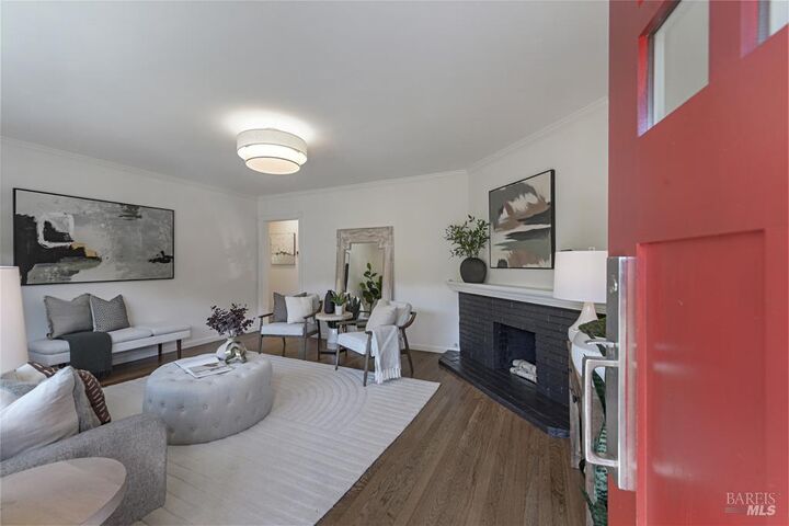 Property Photo:  37 Meadow Avenue  CA 94901 