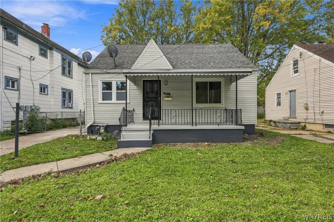 Property Photo:  498 Moselle Street  NY 14215 