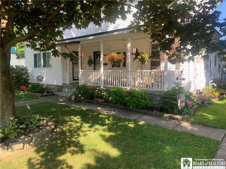 Property Photo:  285 W Main Street  NY 14063 