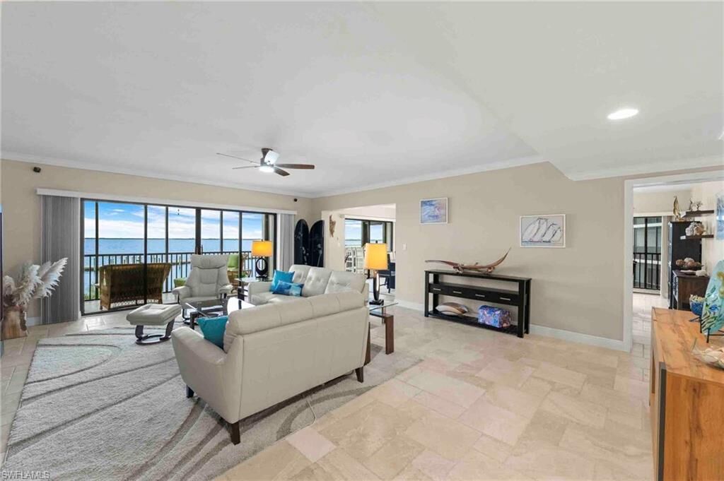 Property Photo:  1920 Virginia Ave 203  FL 33901 