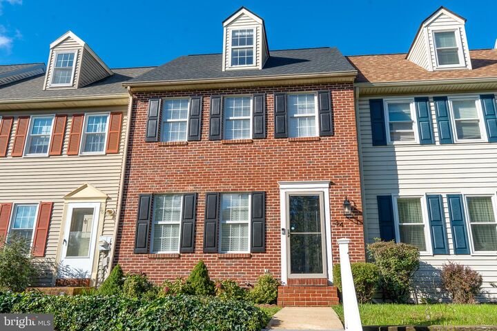 Property Photo: 34 Pennwick Drive PA 17543
