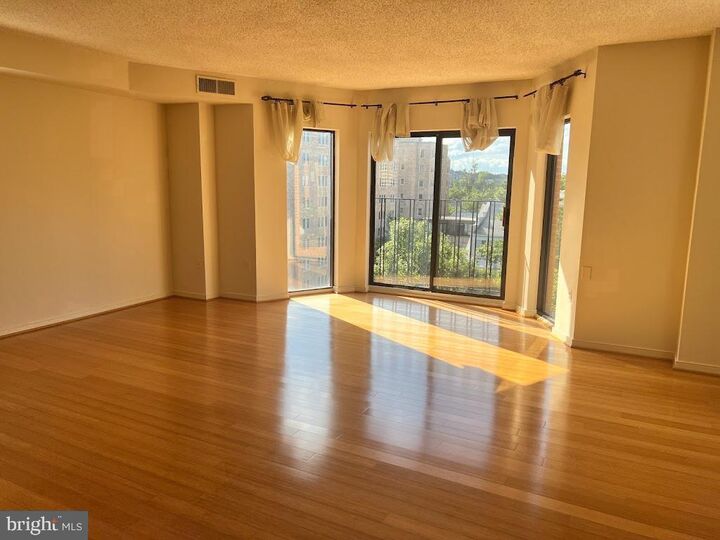 Property Photo: 2012 Wyoming Avenue NW 601 DC 20009