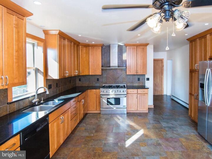 Property Photo:  182 Level Road  PA 19426 