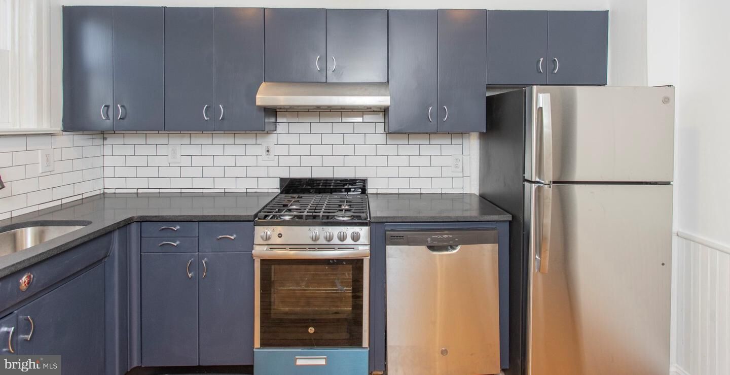 Property Photo: 2832 Miller Street PA 19134