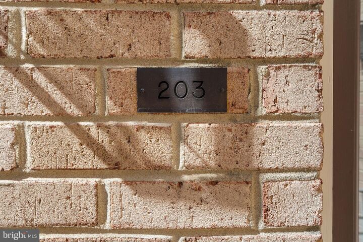 Property Photo:  1124 25th Street NW 203  DC 20037 