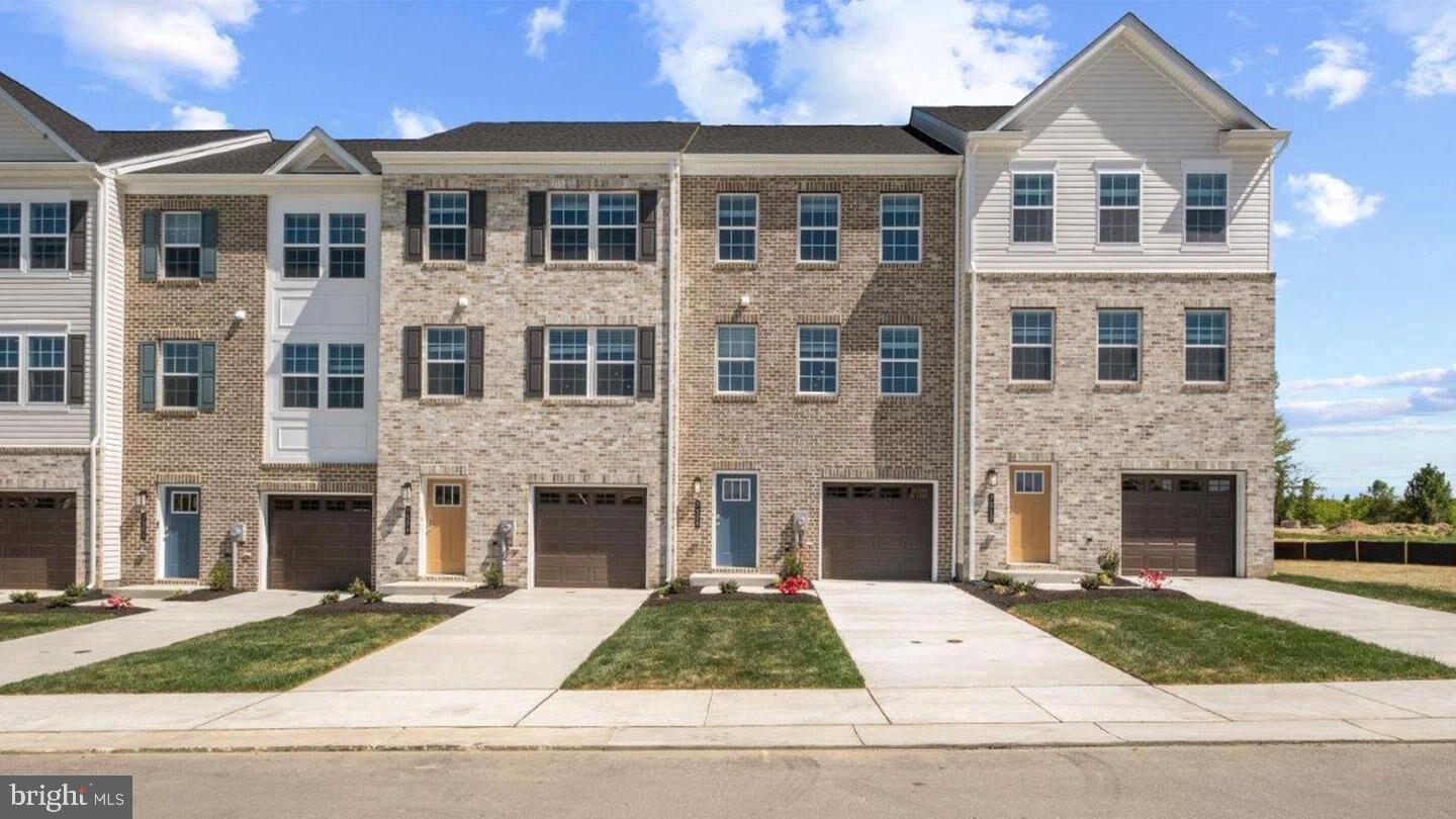 Property Photo:  7602 Daybreak Drive  MD 20613 