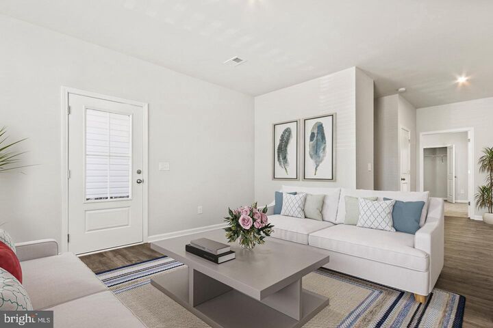 Property Photo: 13922 Ejay Drive MD 20613