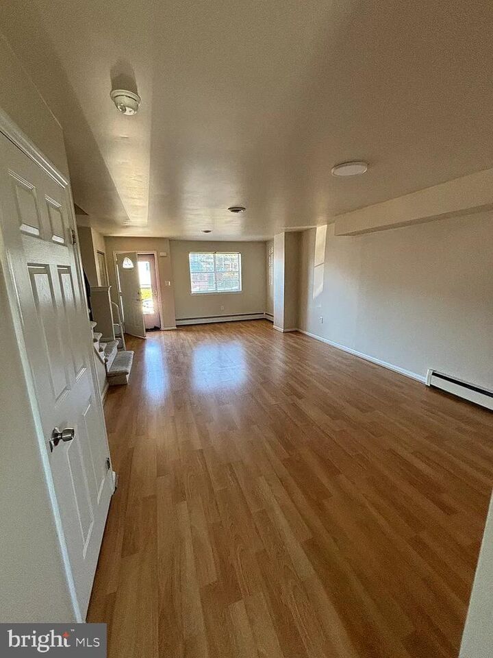 Property Photo: 3903 Walnut Ridge Ests Estate PA 19464