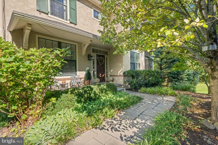 Property Photo: 105 Traymore Lane PA 19063