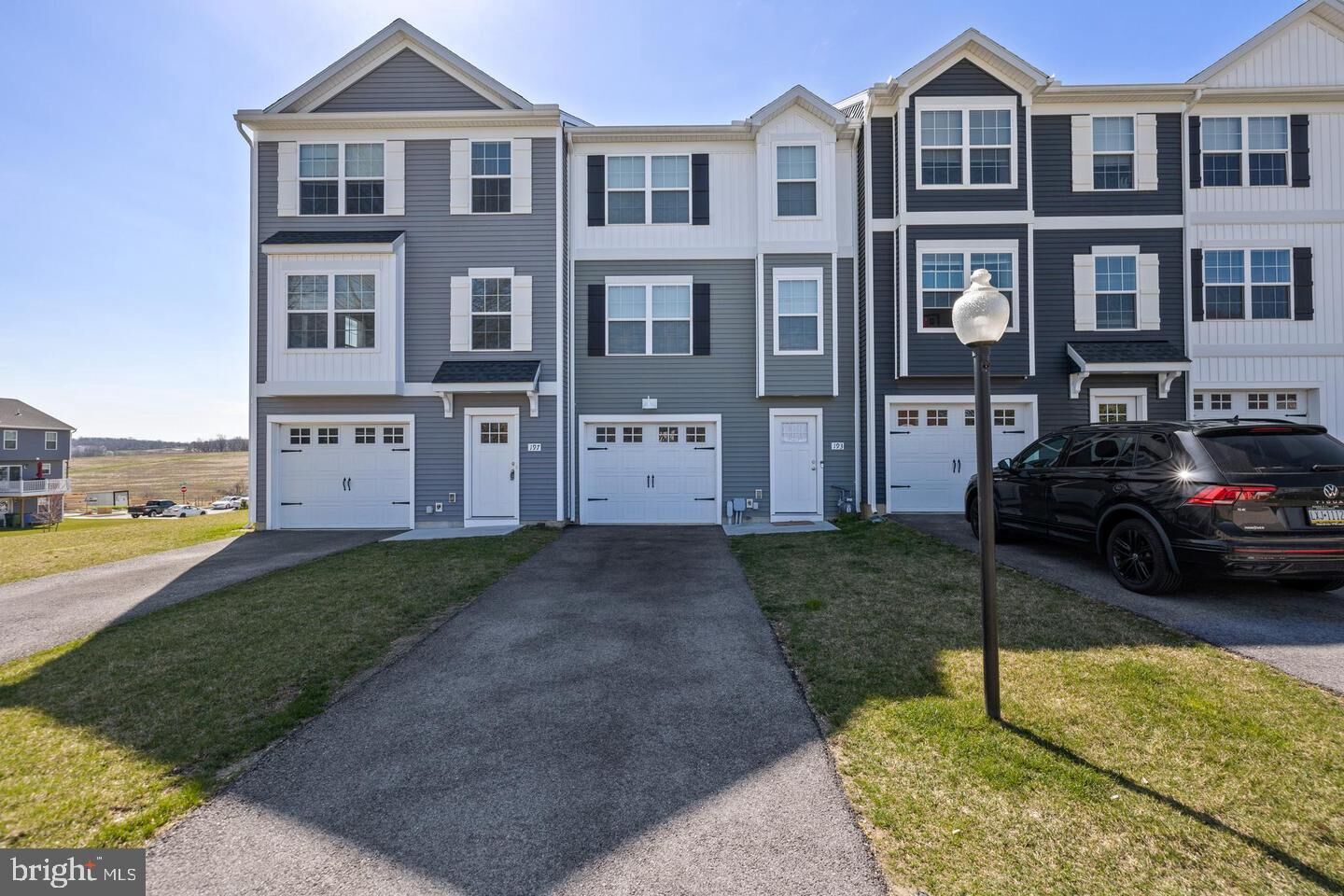 Property Photo: 833 Setting Sun Lane PA 17201