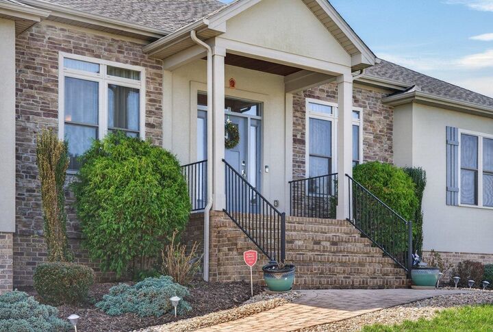 Property Photo:  2005 Marigold Cir  VA 22801 