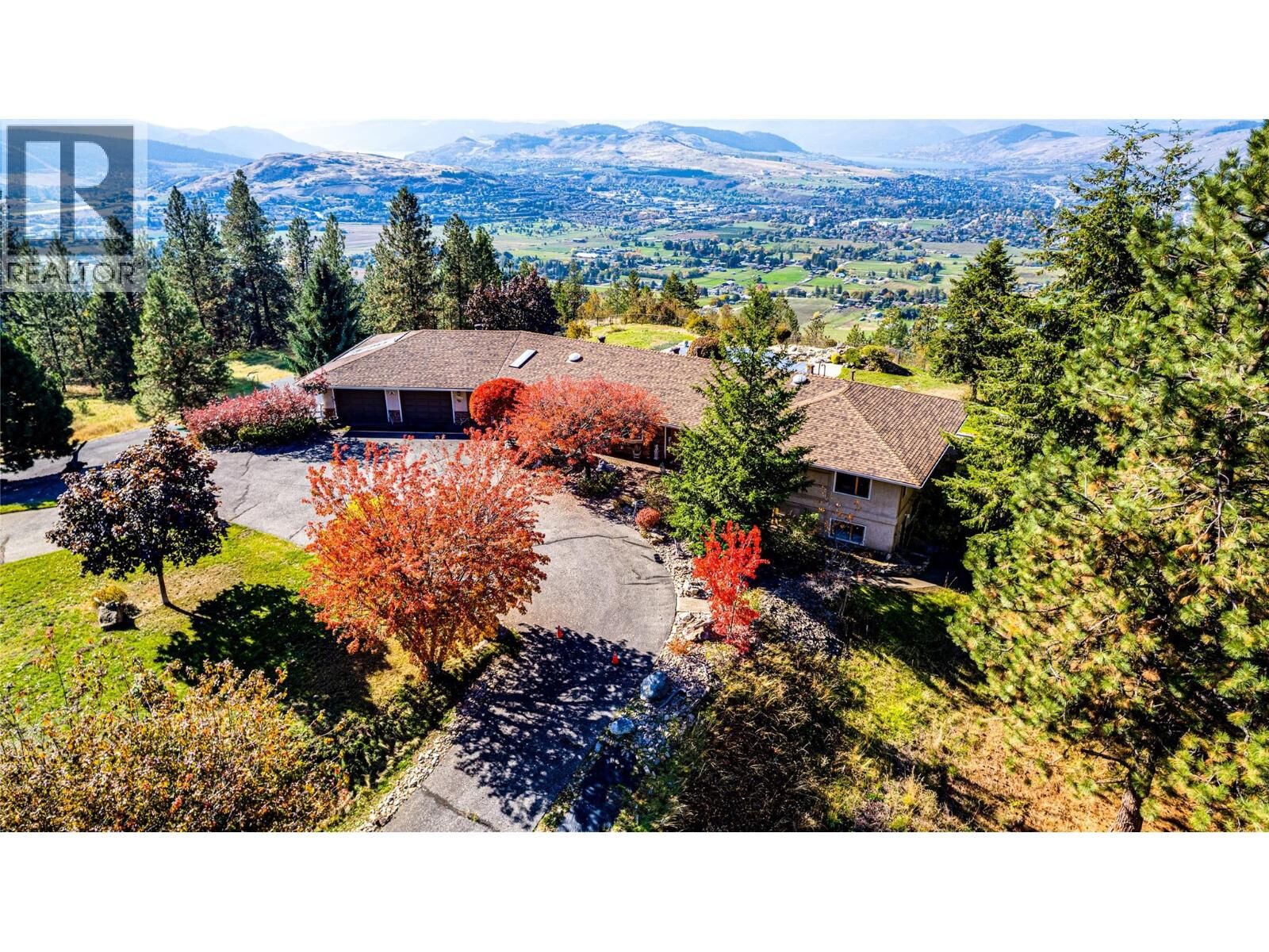 Property Photo: 3200 Greenwood Road BC V1B 4G5