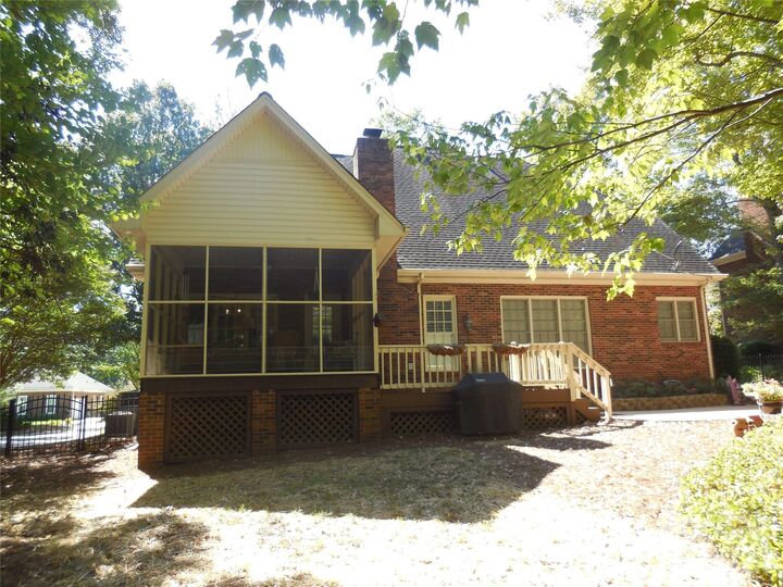 Property Photo: 1432 Porch Swing Lane 110 NC 28104