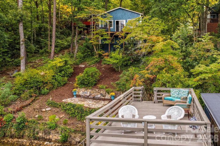 Property Photo:  134 Neighborly Drive  NC 28746 