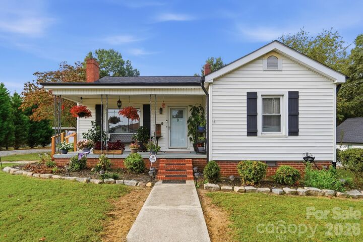 Property Photo:  705 Deaton Street  NC 28081 