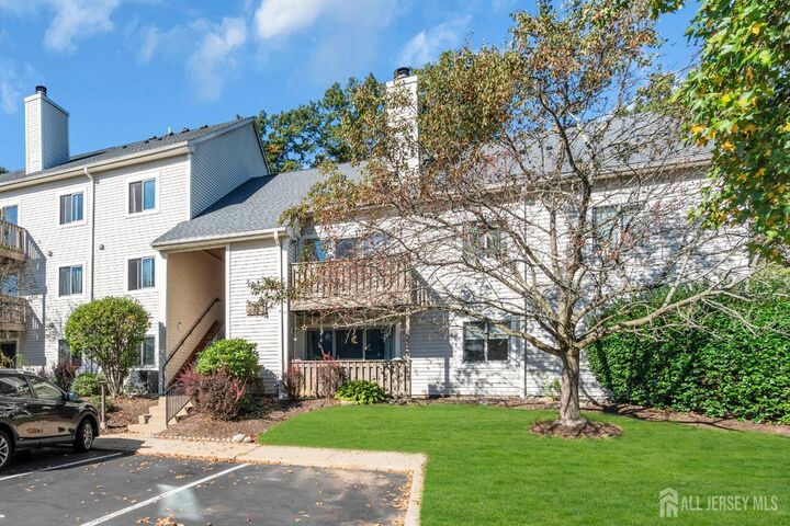 Property Photo:  1719 Aspen Drive  NJ 08536 