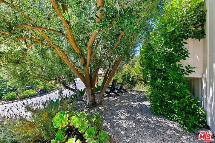 Property Photo:  3644 Goodland Ave  CA 91604 