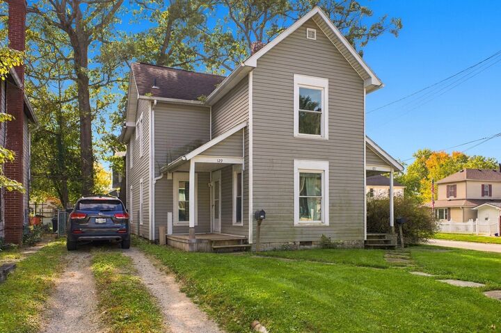 Property Photo:  127 E Walnut Street  OH 43302 