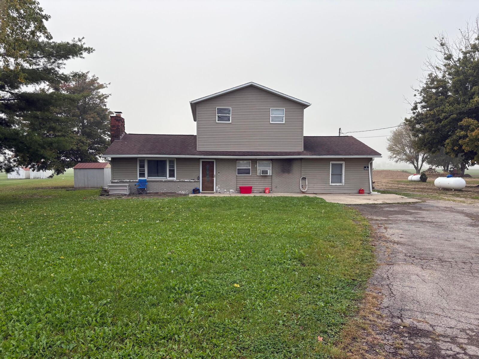 Property Photo:  1304 Spring Valley Road  OH 43140 