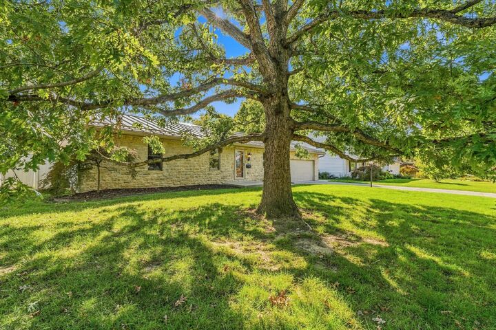 Property Photo:  1849 Kempton Drive  OH 43220 