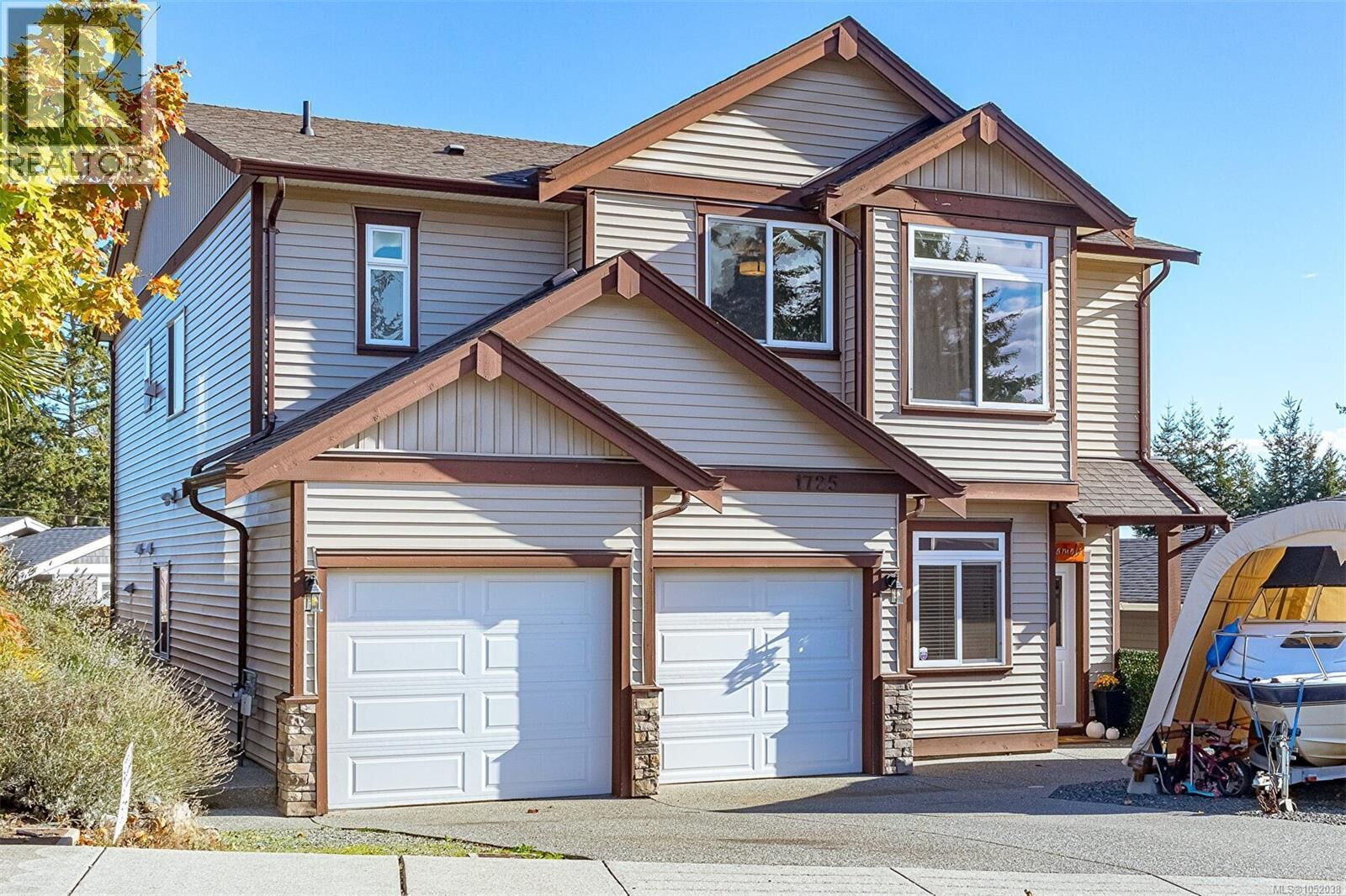 Property Photo:  1725 Harambe Way  BC V9X 0B3 