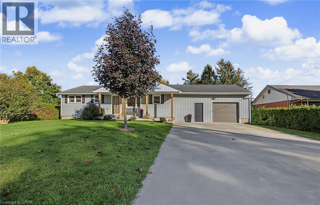 Property Photo:  4 Fairview Street  ON N4G 1A1 