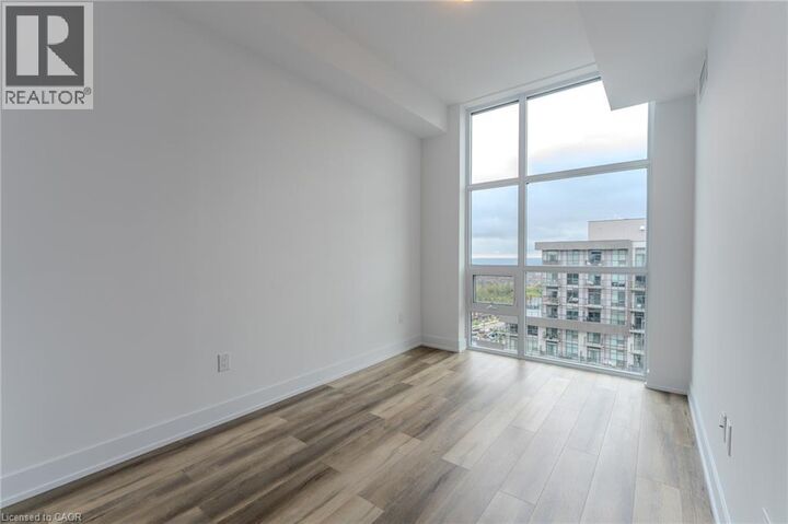 Property Photo:  470 Dundas Street East 1213  ON L8B 2A6 