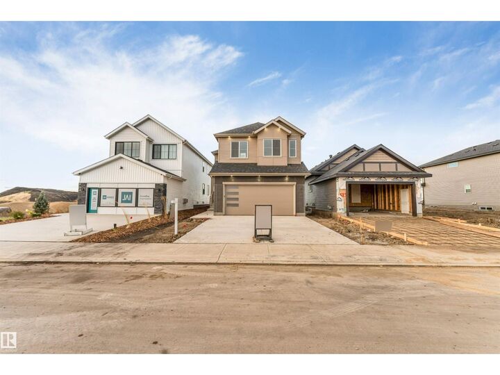 Property Photo:  206 Falcon Cr  AB T0B 3M3 