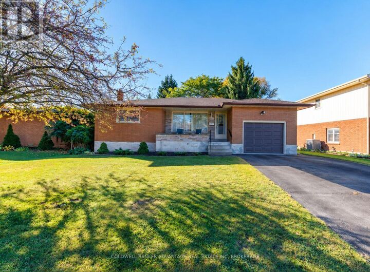Property Photo:  231 Price Avenue  ON L3C 3Z1 