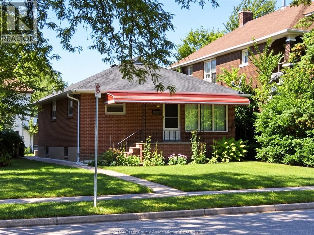 Property Photo:  787 Campbell Room 1  ON N9B 2H6 