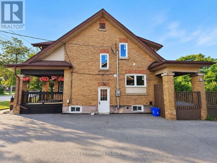 Property Photo:  507 Brock Street South Bsmt  ON L1N 4K8 