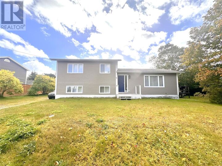 Property Photo:  17 Burdrew Place  NL A1X 7K1 