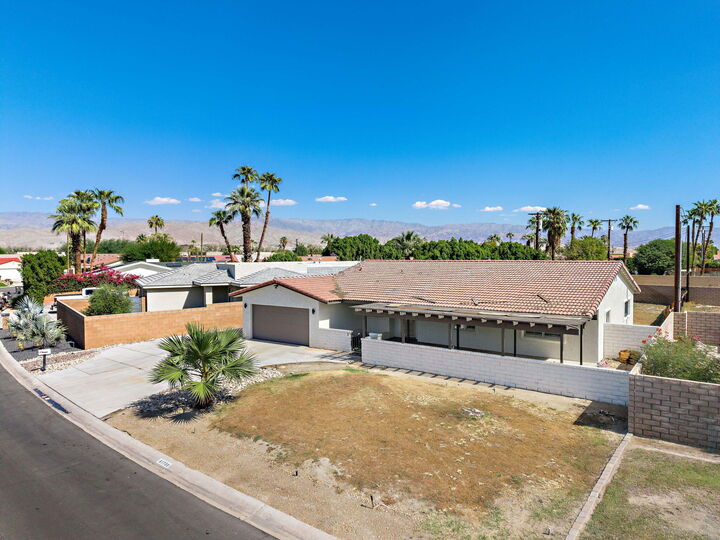 Property Photo:  41700 Nevis Place  CA 92203 