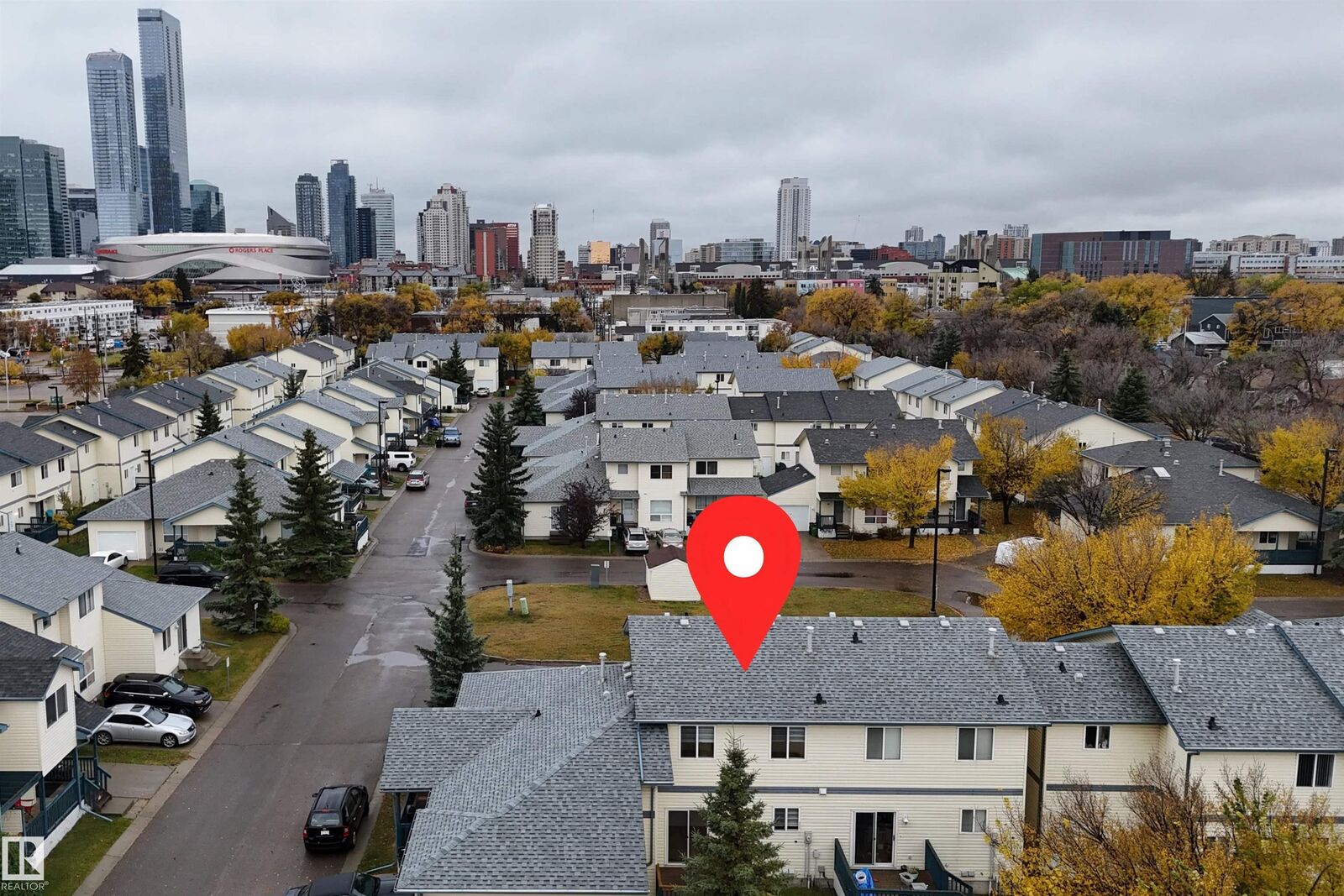 Property Photo: 10909 106 Street NW 85 AB T5H 4M7