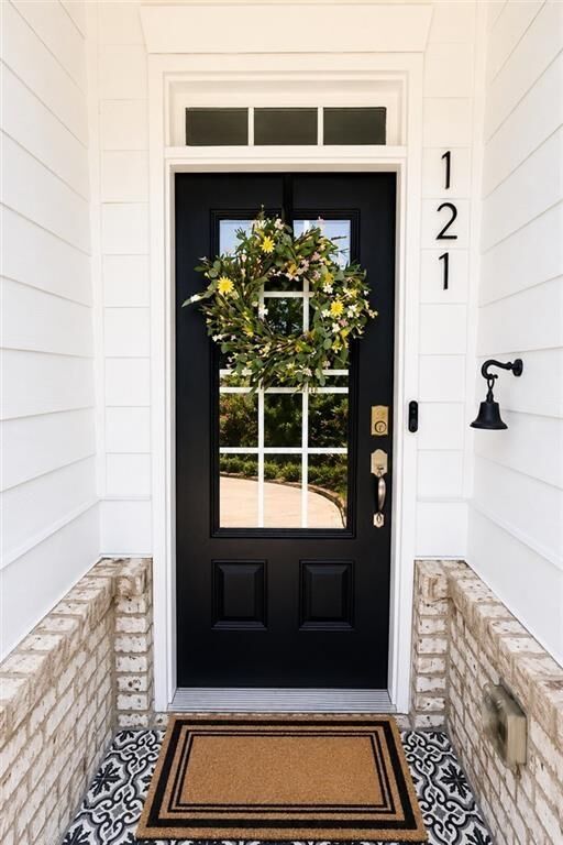 Property Photo: 121 Lost Creek Boulevard GA 30132