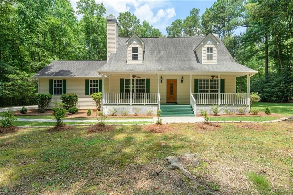 Property Photo: 121 Katy Lake Road GA 30233