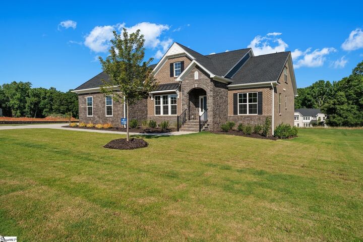 Property Photo: 204 Chandler Court SC 29642