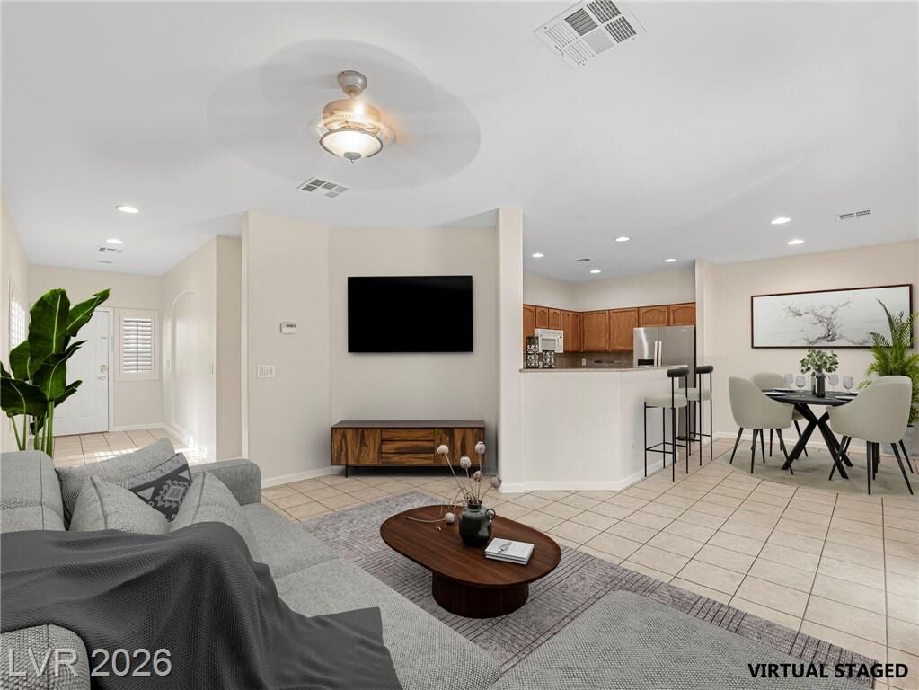 Property Photo:  272 Fortifying Crest Court  NV 89052 